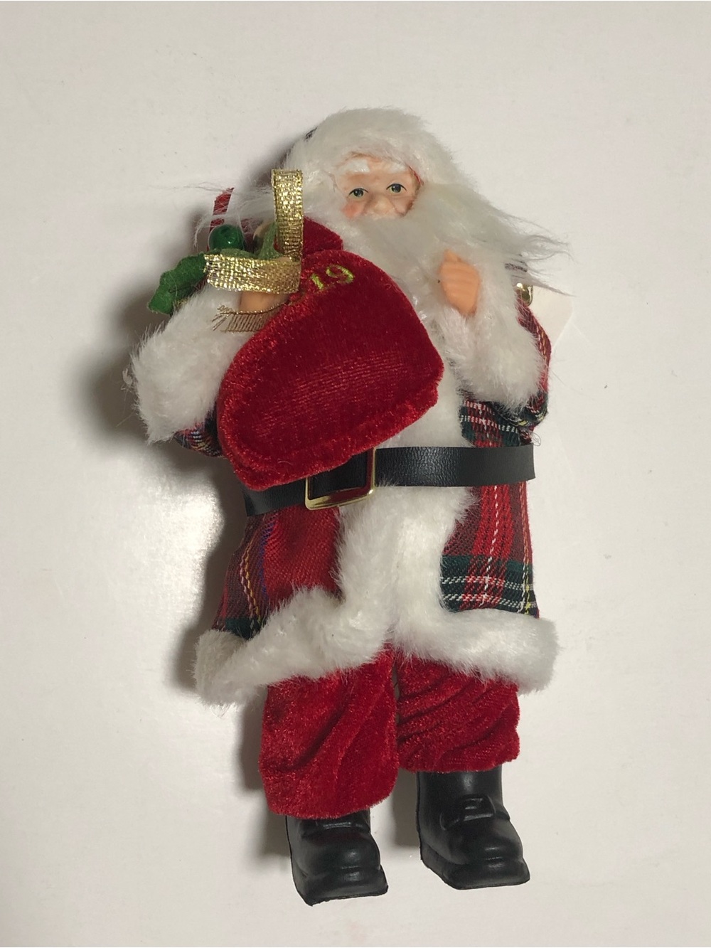 New w/ tags 2019 Ashland Michael’s santa clause figurine merry christmas holiday
